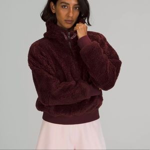 Lululemon 1/2 zip fleece 6